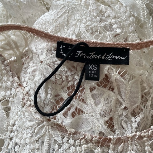 FOR LOVE & LEMONS Luna Lace Sheet Open Back White Maxi Dress NWOT Size X-Small - Picture 9 of 12